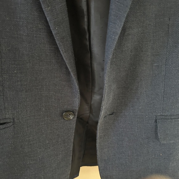 Boys Navy Suit Size 10 (age 9-10) - Picture 8 of 8